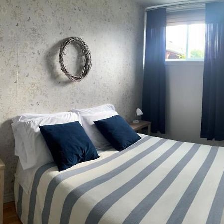 Logement 3 ,5 Entierement Prive Lac-Mégantic 외부 사진